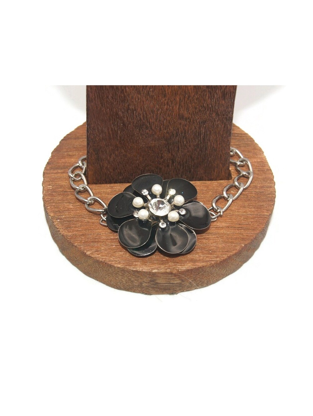 Vintage Silver Tone Black Enamel Flower 7 3/4" Link Bracelet.